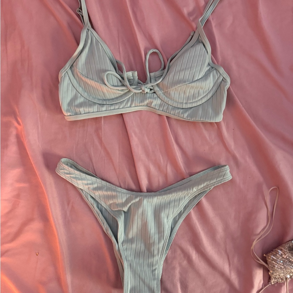 SHEIN Green Bikini Set with Minimalist Design never been worn
